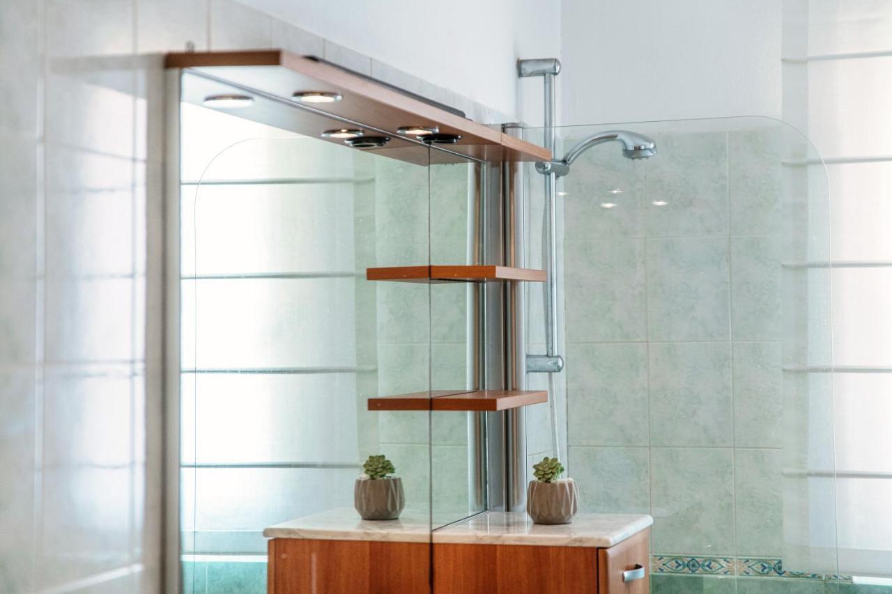 Joivy Splendid Flat W Terrace Near Lake كومو المظهر الخارجي الصورة
